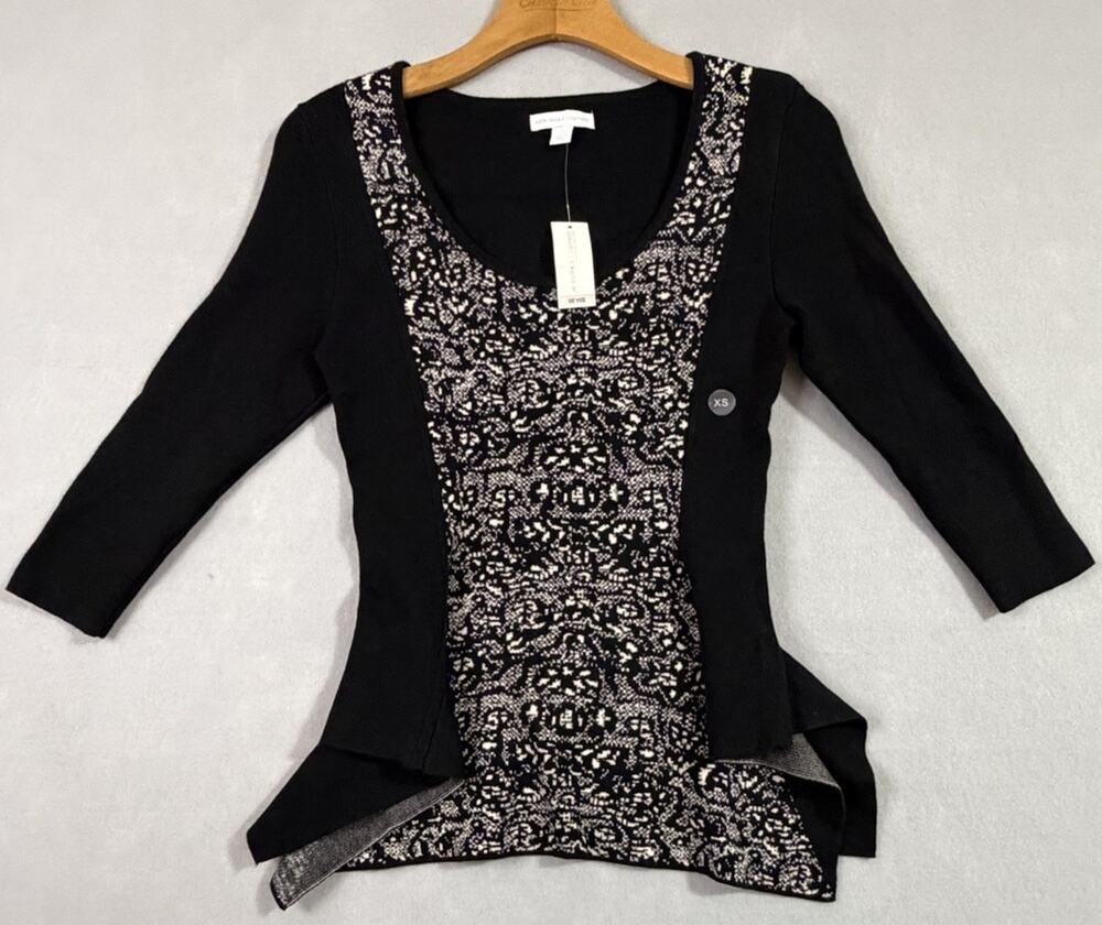 New York & Company Womans Top, Sweater Size XS. Very Soft. NWT! Rayon/Nylon